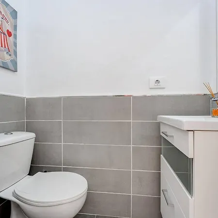 Apartament Parrot *