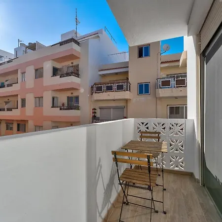 Parrot Apartament El Médano